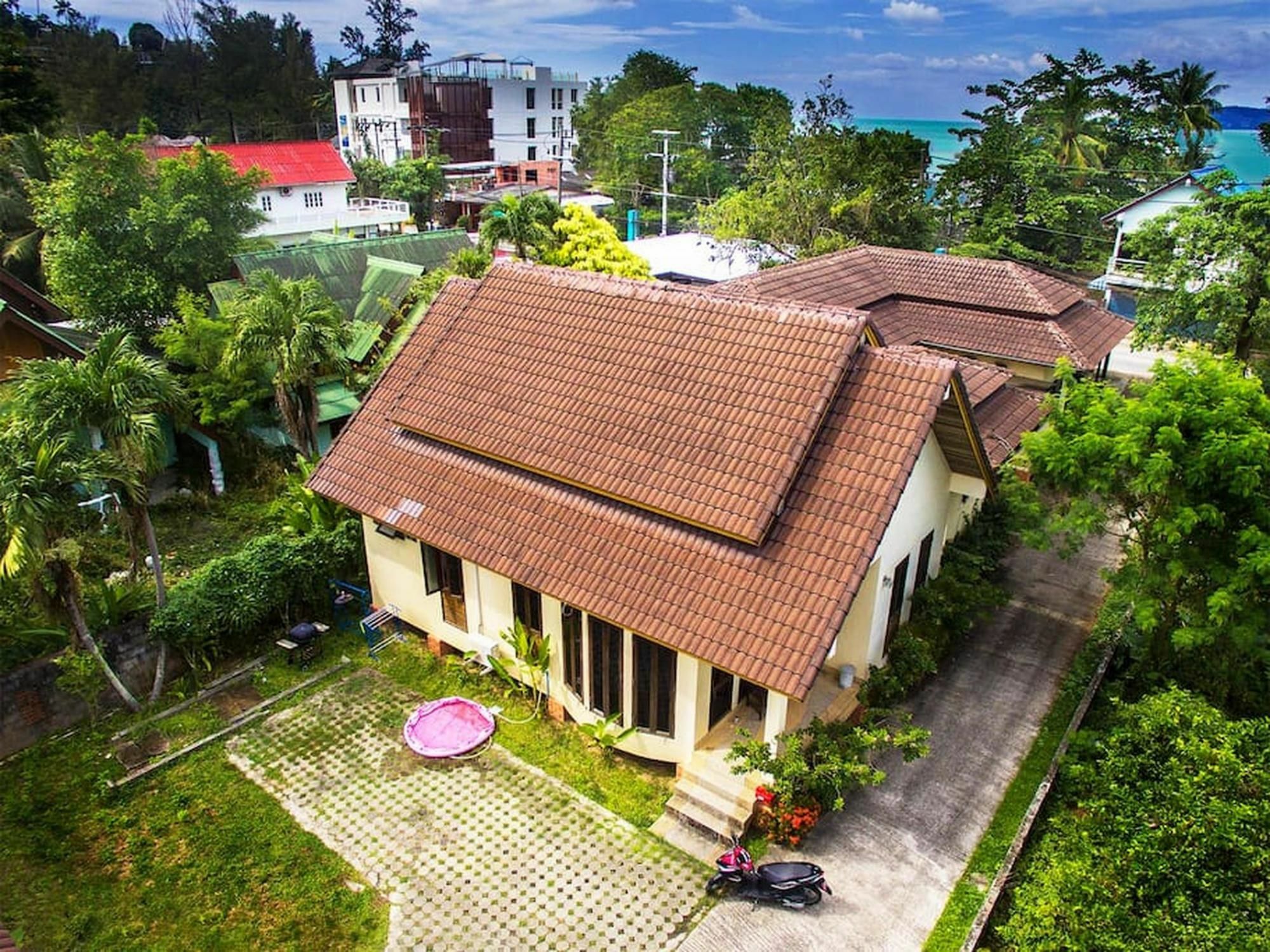 Villa Behind The Phuket Sea Extérieur photo